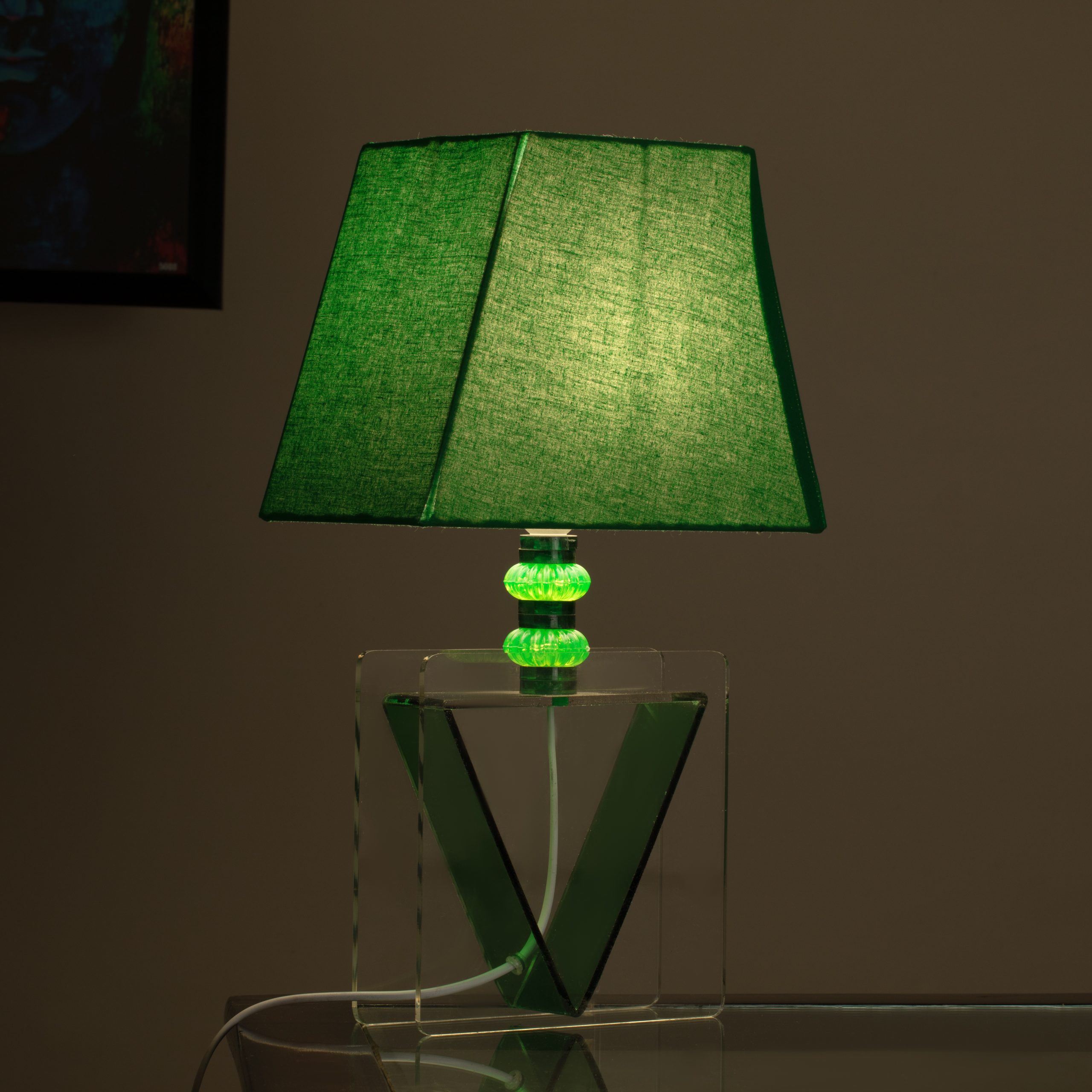 7X9A0487 Inverta Table Lamp - Image 1
