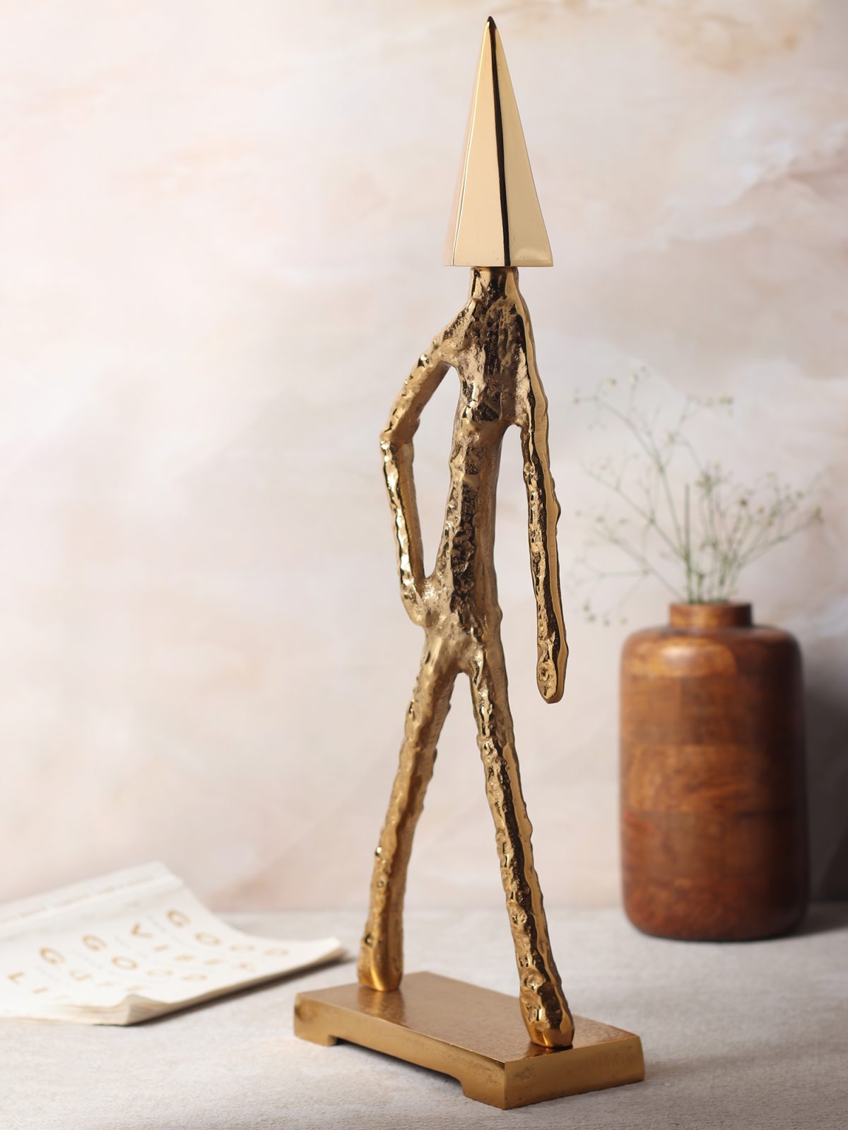 Arrowed Being Sculpture – Home Studio
